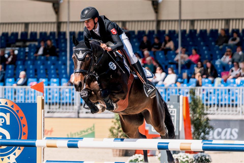 Für Marc-Philipp Büning vom ZRFV Heiden, hier mit Francis Deluxe, hat sich die Reise an den Teutoburger Wald gelohnt.