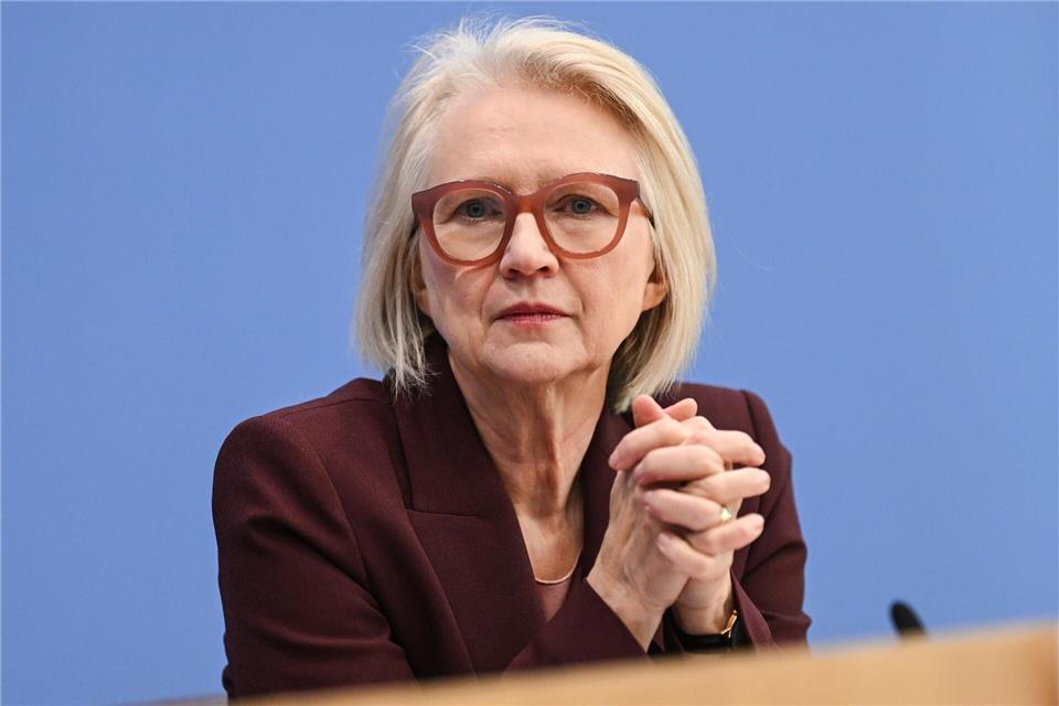 Für Monika Schnitzer ist die aktuelle Regelung bei der Erbschaftssteuer ungerecht. (Archivbild)Britta Pedersen/dpa