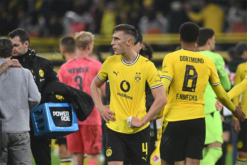 Für Nico Schlotterbeck und Borussia Dortmund stehen volle Woche auf dem Programm.Bernd Thissen/dpa