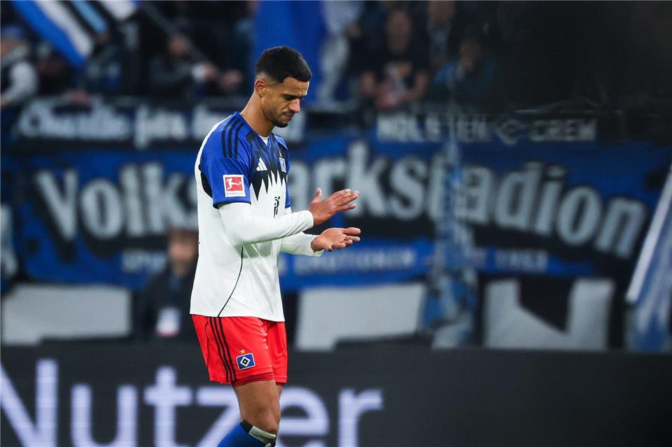 Für Robert Glatzel ist das Fußball-Jahr 2025 vorbei.Christian Charisius/dpa