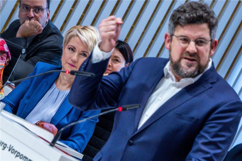 Für SPD-Fraktionschef Julian Barlen ist die beitragsfreie Kita in MV eine der wichtigsten sozialpolitischen Entscheidungen. (Archivbild)Jens Büttner/dpa