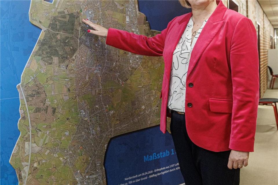 Für Sanierung und Neubau von Immobilien muss die Stadt Norderstedt in den nächsten 15 Jahren geschätzt bis zu zwei Milliarden Euro aufbringen. (Archivbild)Markus Scholz/dpa