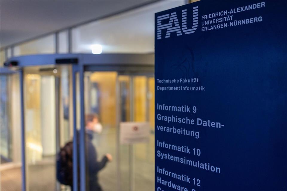 Für Studierende in Nürnberg gibt es bald kein Hochschulsport in der Stadt mehr. (Symbolbild) Daniel Karmann/dpa