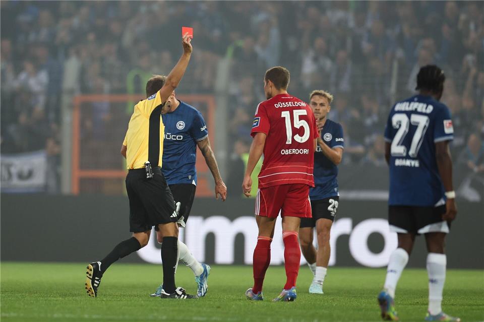 Für Tim Oberdorf war frühzeitig Schluss.Friso Gentsch/dpa