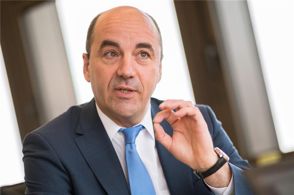 Für ausreichend Energiesicherheit auch in einem Krisenfall schlägt EWE-Chef Stefan Dohler vor, eine Gasreserve anzulegen. (Archivbild)Mohssen Assanimoghaddam/dpa