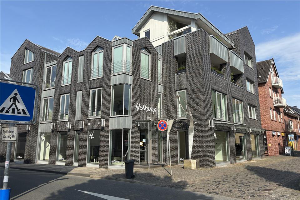 Für das Einrichtungs- und Modehaus Hetkamp suchen die Eigentümer seit dem 1. September einen neuen Mieter.