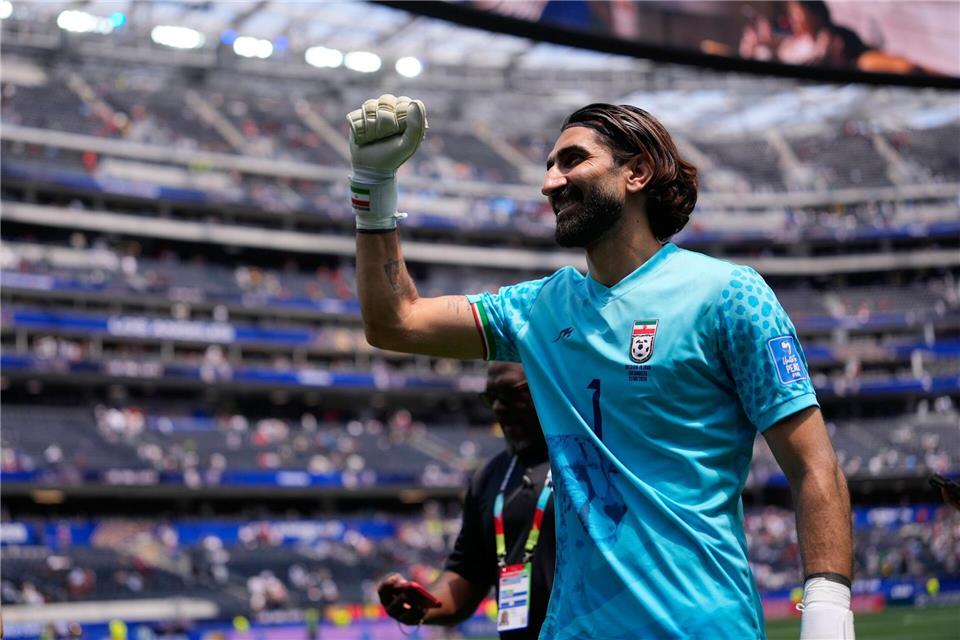 Für das Gruppenspiel gegen Ägypten am Freitag in Seattle darf die iranische Mannschaft bereits zwei Tage vor der Partie in die USA einreisen.Mark J. Terrill/AP/dpa