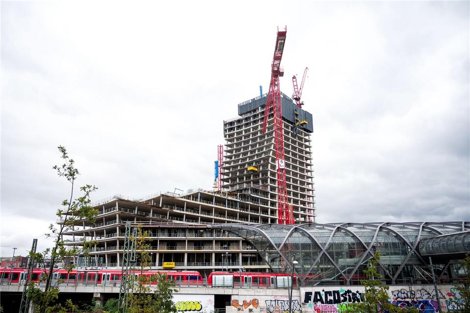 Elbtower-Teilerwerb: Hamburg plant mit 595 Millionen Euro Für das Naturkundemuseum im Elbtower will die Stadt einen Festpreis von 595 Millionen Euro zahlen.Daniel Bockwoldt/dpa