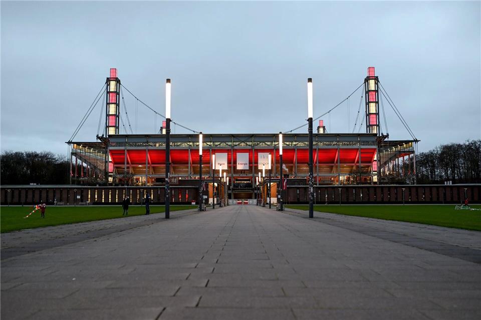 Für das Spiel der U19 des 1. FC Köln ausverkauft: Das RheinEnergieStadion. (Archivbild) Frederic Scheidemann/Getty Images Europe/Pool/dpa