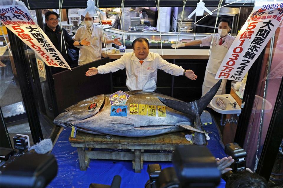 Für den Betreiber einer Sushi-Restaurantkette ist der gezahlte Rekordpreis eine geschickte PR-Aktion.-/kyodo/dpa