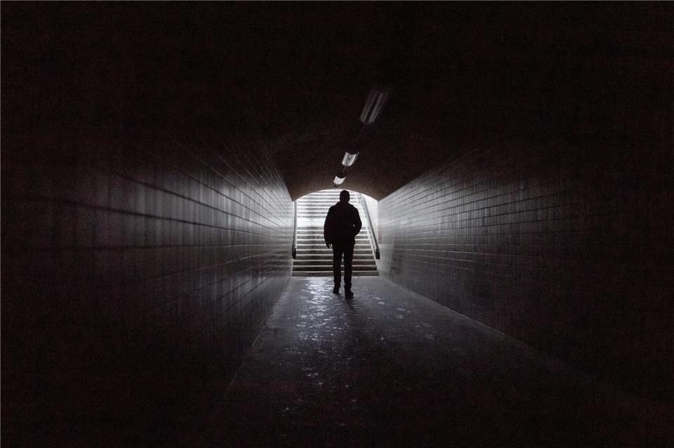 Für den Brandanschlag, der zu einem tagelangen Stromausfall in Berlin führte, werden Linksextremisten verantwortlich gemacht. (Symbolbild) Michael Kappeler/dpa