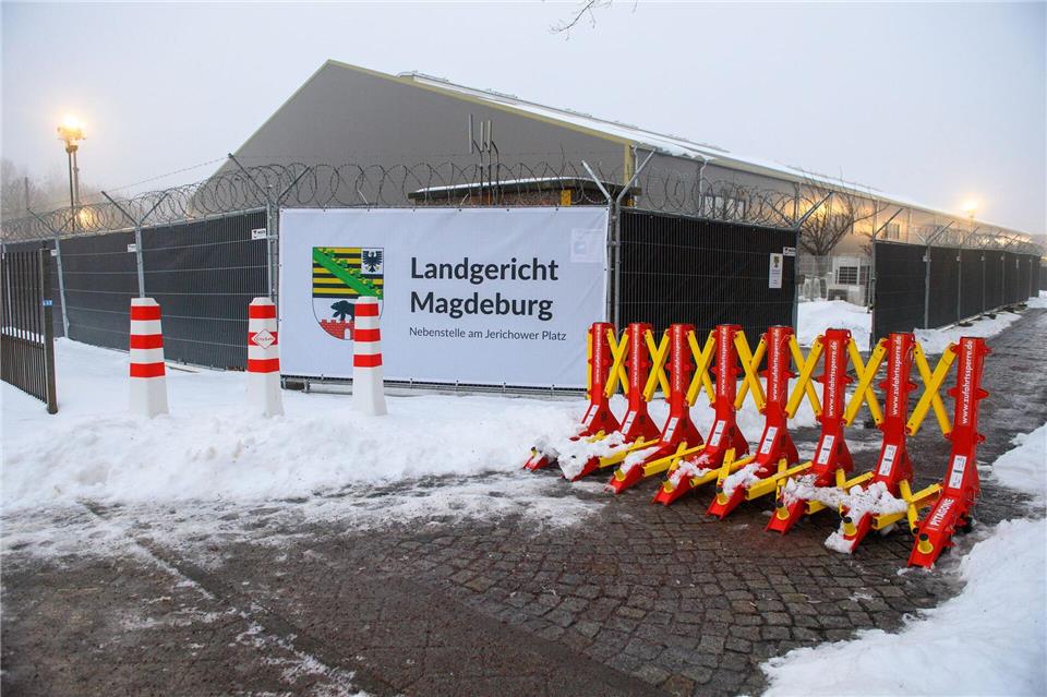 Für den Prozess hat das Land Sachsen-Anhalt ein Interims-Gerichtsgebäude errichten lassen. (Archivbild)Klaus-Dietmar Gabbert/dpa