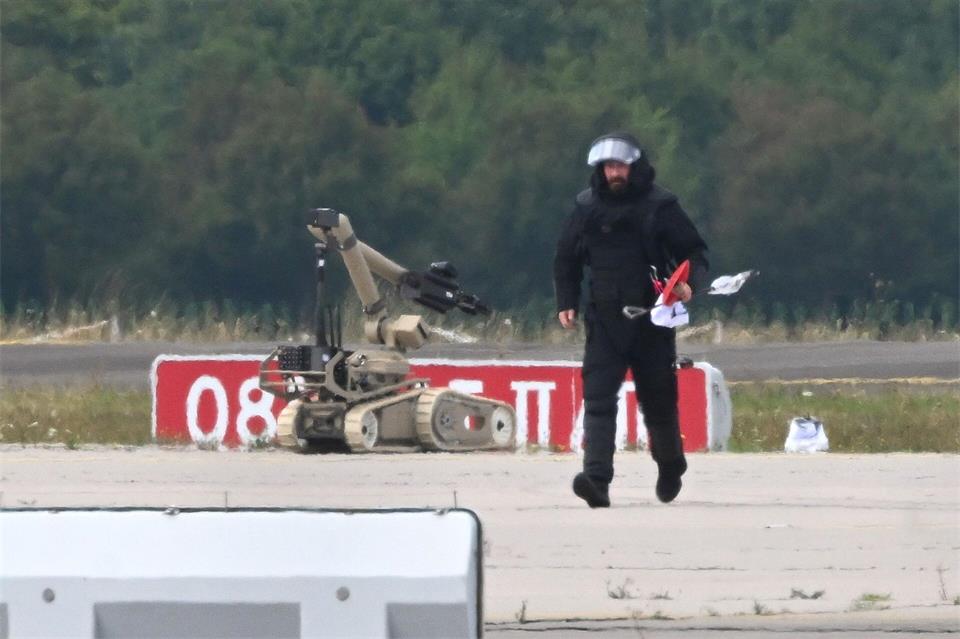 Für den versuchten Anschlag mit einer Sprengstoff-Drohne auf dem Flughafen Leipzig/Halle macht die Bundeswehr Russland verantwortlich. (Archivfoto)Hendrik Schmidt/dpa