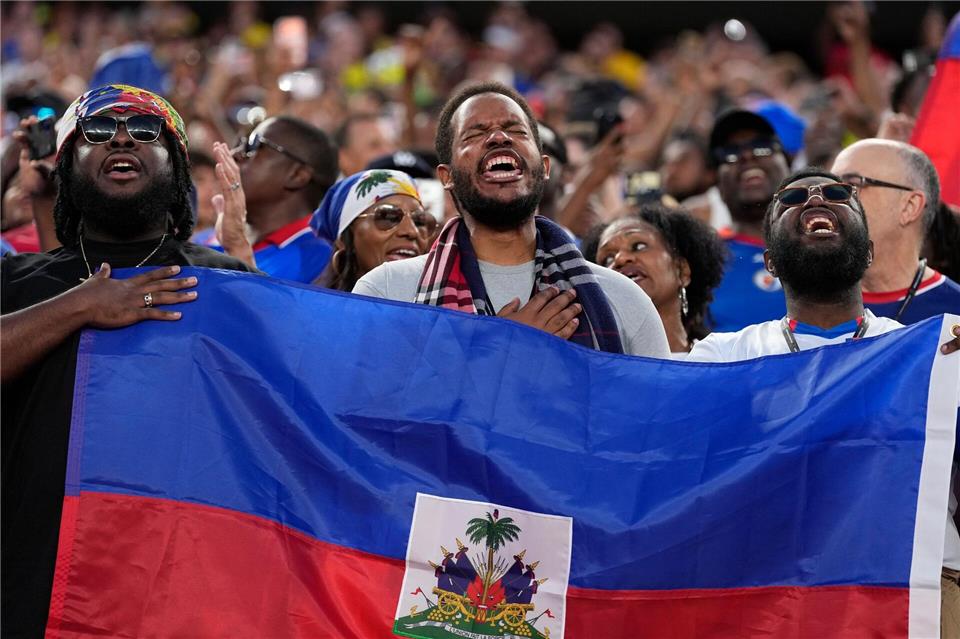 Für die Fans von Haiti war es trotz der Niederlage ein besonderer Tag.Matt Slocum/AP/dpa