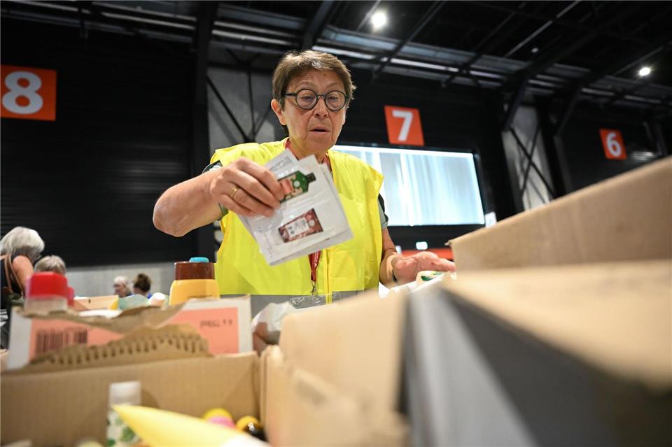Für die Freiwillige stand früh fest: Sie wollte unterstützen, wo es geht.Katharina Kausche/dpa