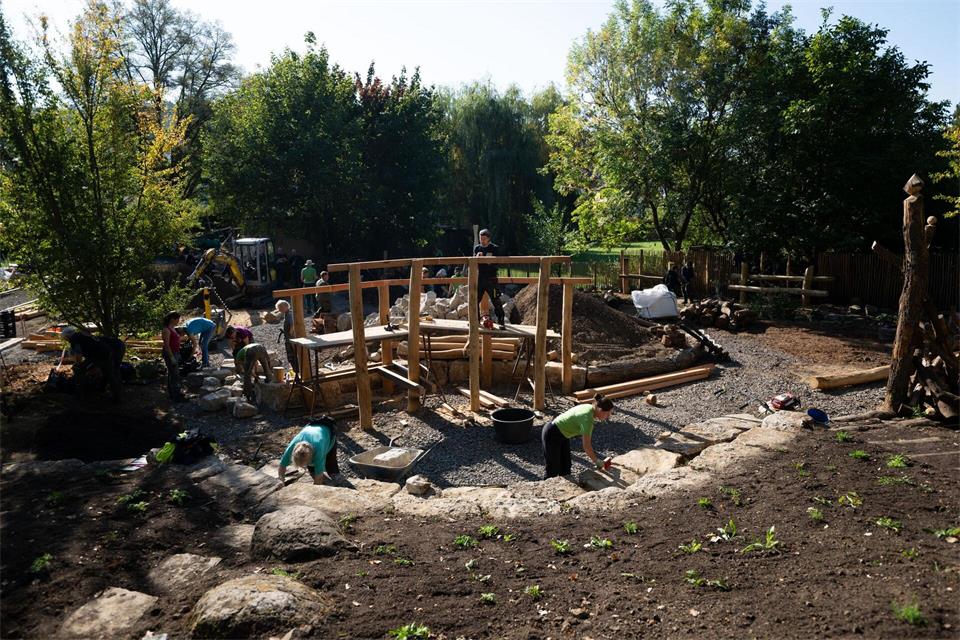 Für die Landesgartenschau im nächsten Jahr werden derzeit die Vorbereitungen getroffen. Das gilt nicht nur für das Herrichten von Parks und Anlagen (Bild), sondern auch für das Veranstaltungsprogramm. (Archivbild)Florian Wiegand/dpa
