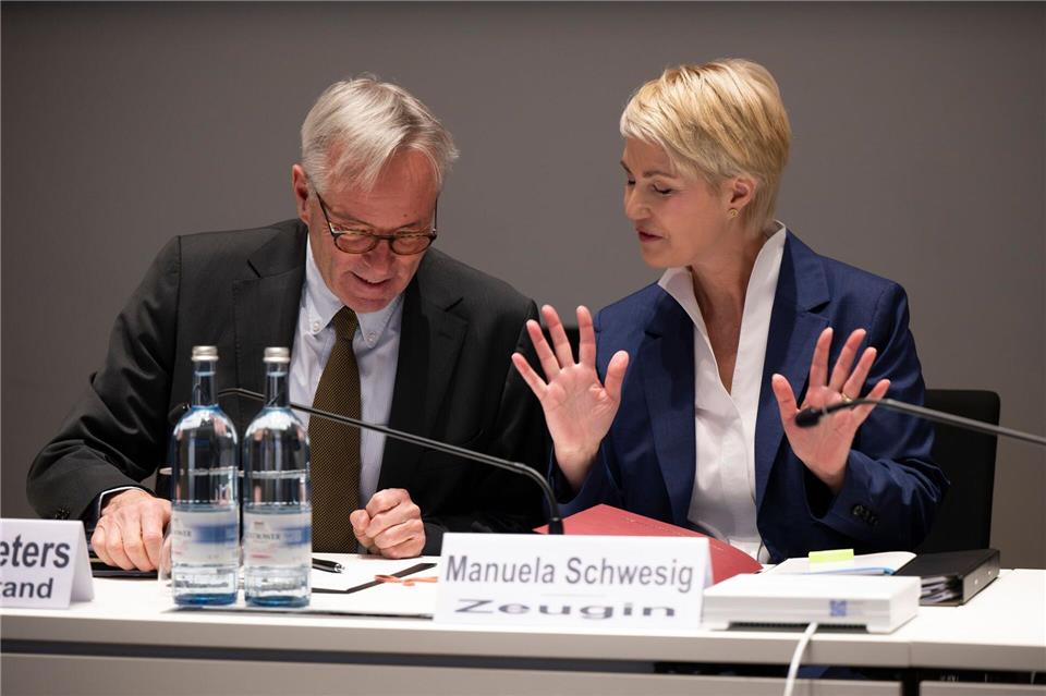 Für die Zeugenvernehmung der Ministerpräsidentin waren mehrere Stunden vorgesehen.Philip Dulian/dpa