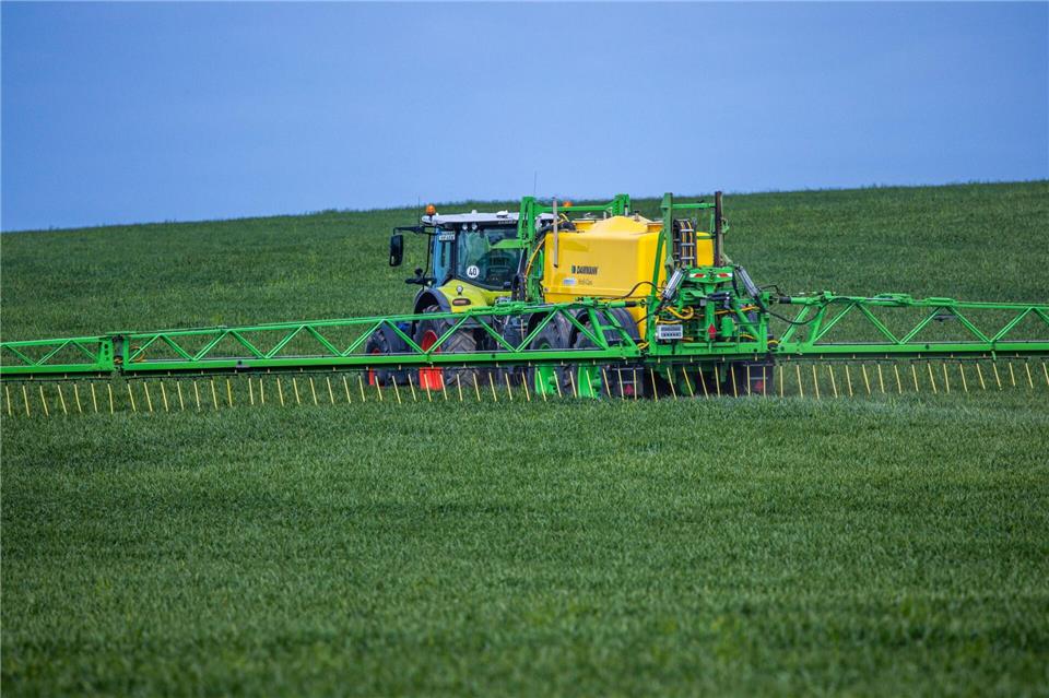 Für die negativen Entwicklungen ist nicht zuletzt die Landwirtschaft verantwortlich (Archivbild).Jens Büttner/dpa