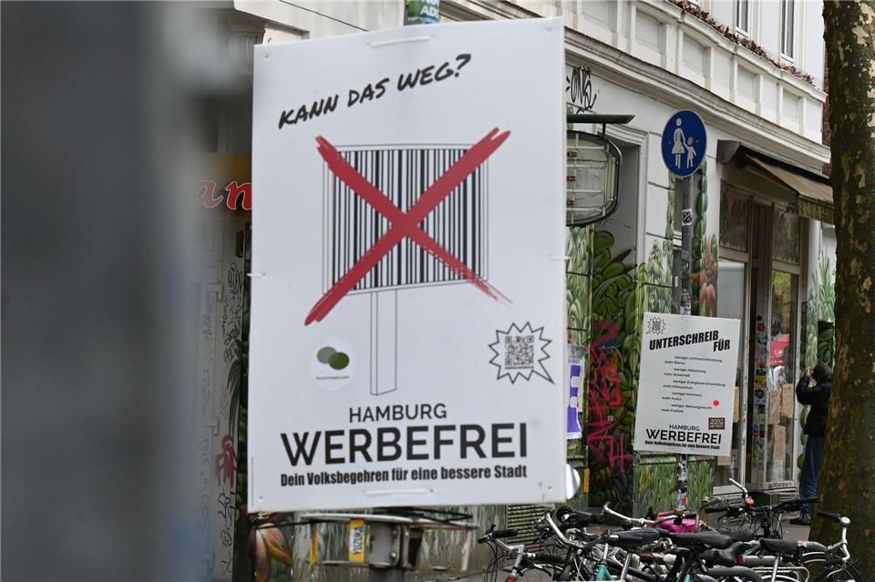 Für einen Volksentscheid benötigt die Initiative knapp 66.000 Unterstützer-Unterschriften.David Hammersen/dpa