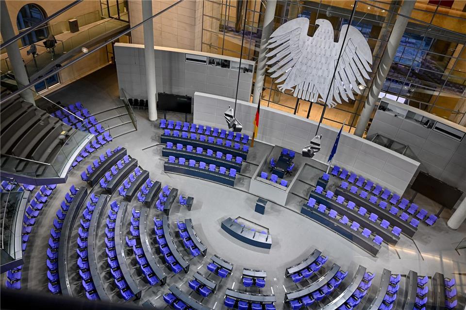 Für einige Gewinner ist kein Platz im Bundestag. (Archivbild)Fabian Sommer/dpa
