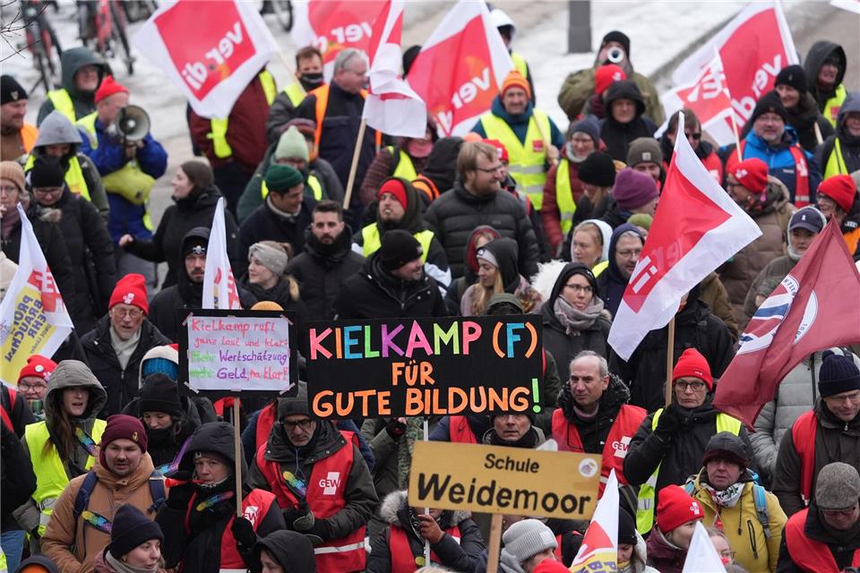 Für gute Bildung brauche es auch gute Gehälter, meint die GEW. Marcus Brandt/dpa