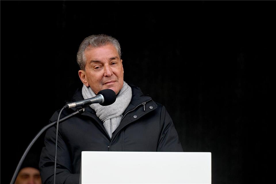 Für seine Rede beim Zukunftskongress der Grünen in Berlin erhielt Michel Friedman viel Applaus. (Archivfoto)Felix Hörhager/dpa