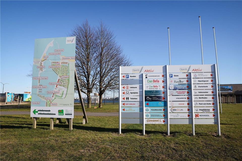 Für weitere unbebaute Grundstücke werden Investoren gesucht. (Archivbild)Christian Charisius/dpa