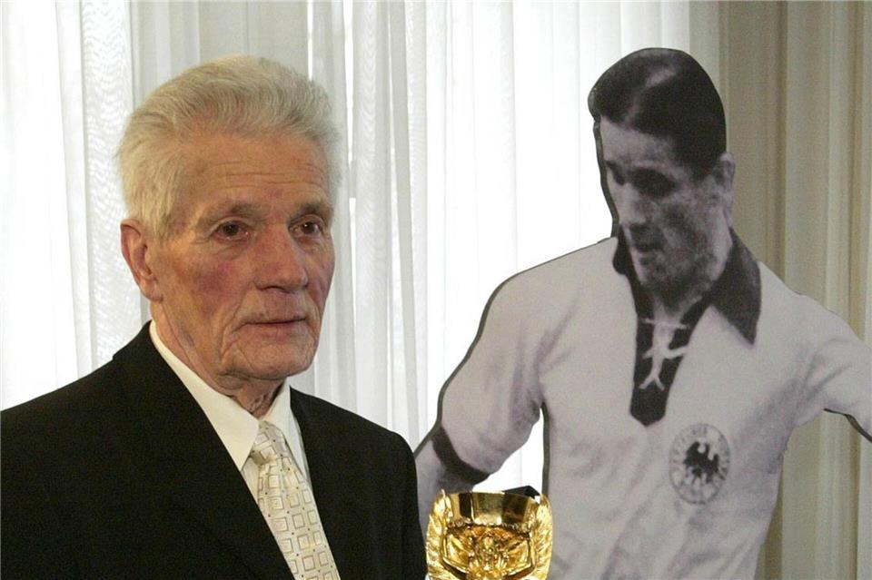Fußball-Weltmeister Ottmar Walter.picture alliance / dpa