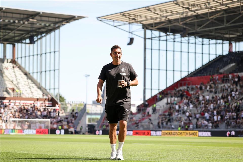 Gab sein Zweitliga-Debüt für den FC St. Pauli: Trainer Marcel Rapp. Christian Charisius/dpa