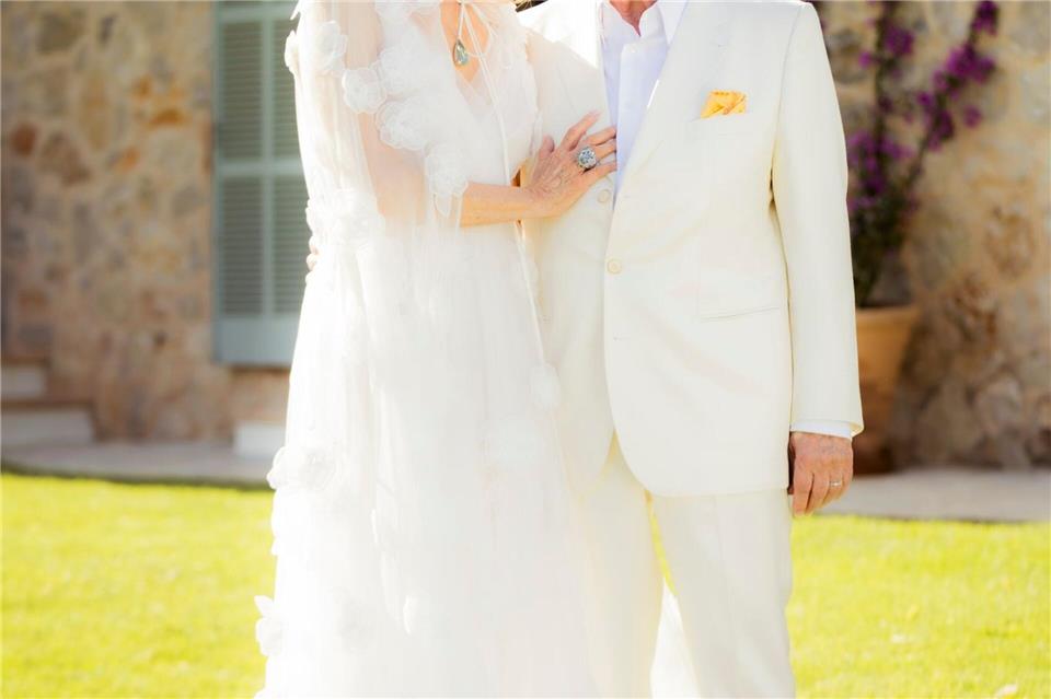 Gabriela und Wolfgang Porsche feiern ihre Hochzeit auf Mallorca. Privat/dpa