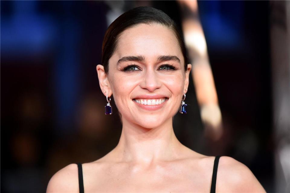 „Game of Thrones“-Star Emilia Clarke verlor nach zwei lebensrettenden Gehirnoperationen eigenen Angaben zufolge für eine Weile den Glauben ans Leben. (Archivbild)Matt Crossick/PA Wire/dpa