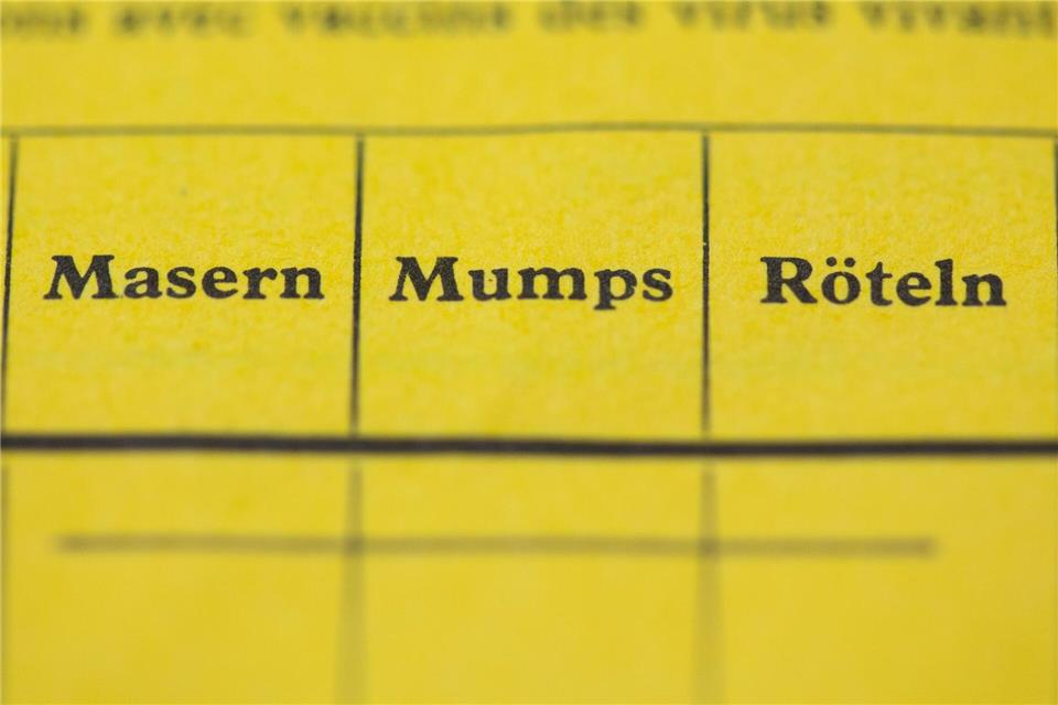 Gegen Masern, Mumps und Röteln gibt es auch Kombi-Impfstoffe. (Symbolbild)picture alliance / Lukas Schulze/dpa