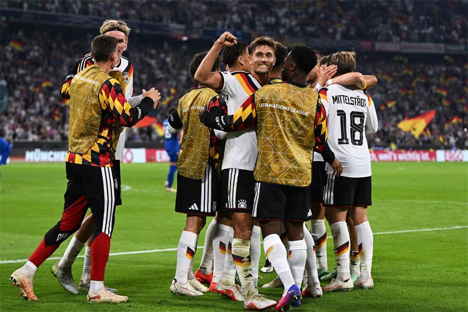 Gegen Serbien jubelt die DFB-Elf erstmals über einen Sieg unter Klopp. Sven Hoppe/dpa