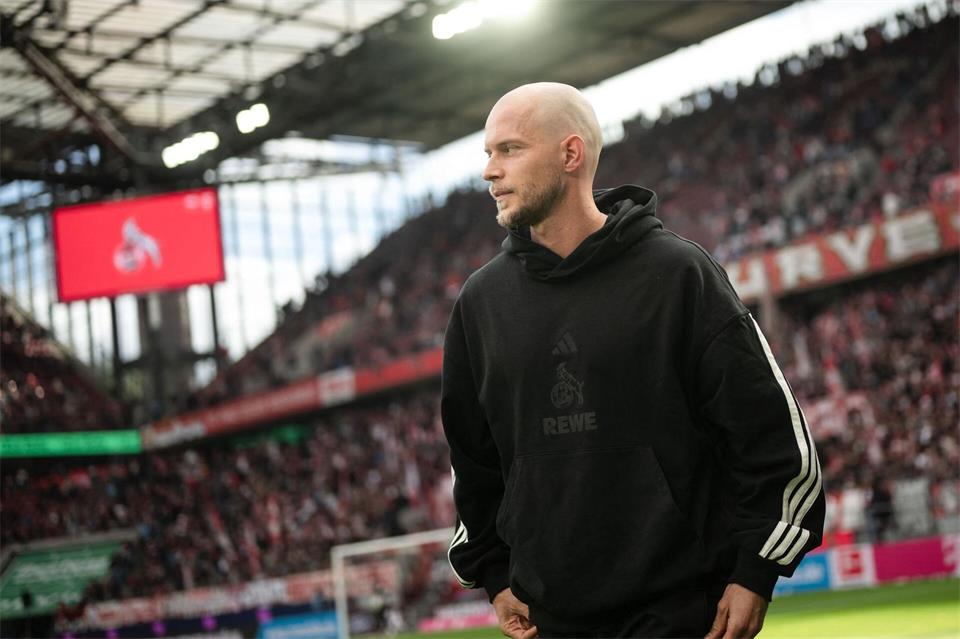 Gegen Trainer René Wagner wurden „Wagner raus“-Rufe und Pfiffe laut.Marius Becker/dpa
