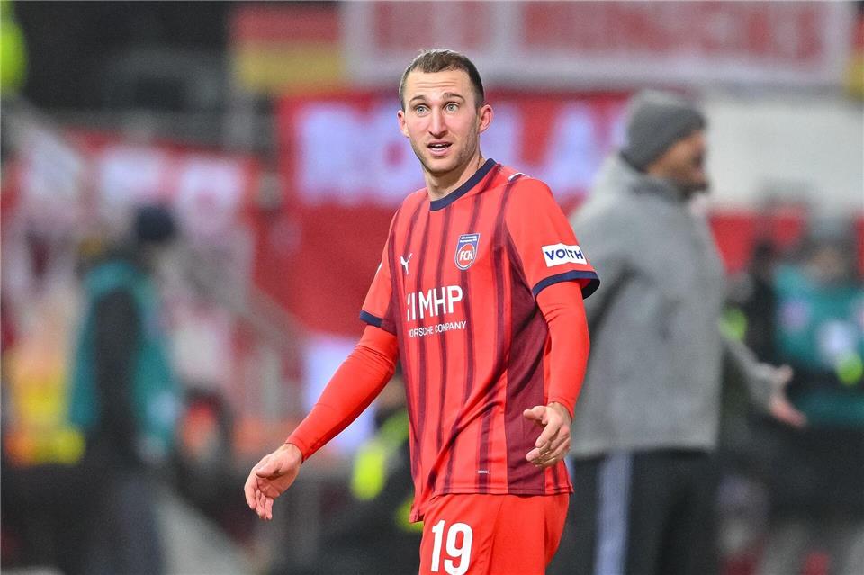 Gegen die Bayern standen der FCH und Verteidiger Jonas Föhrenbach auf verlorenem Posten.Harry Langer/dpa