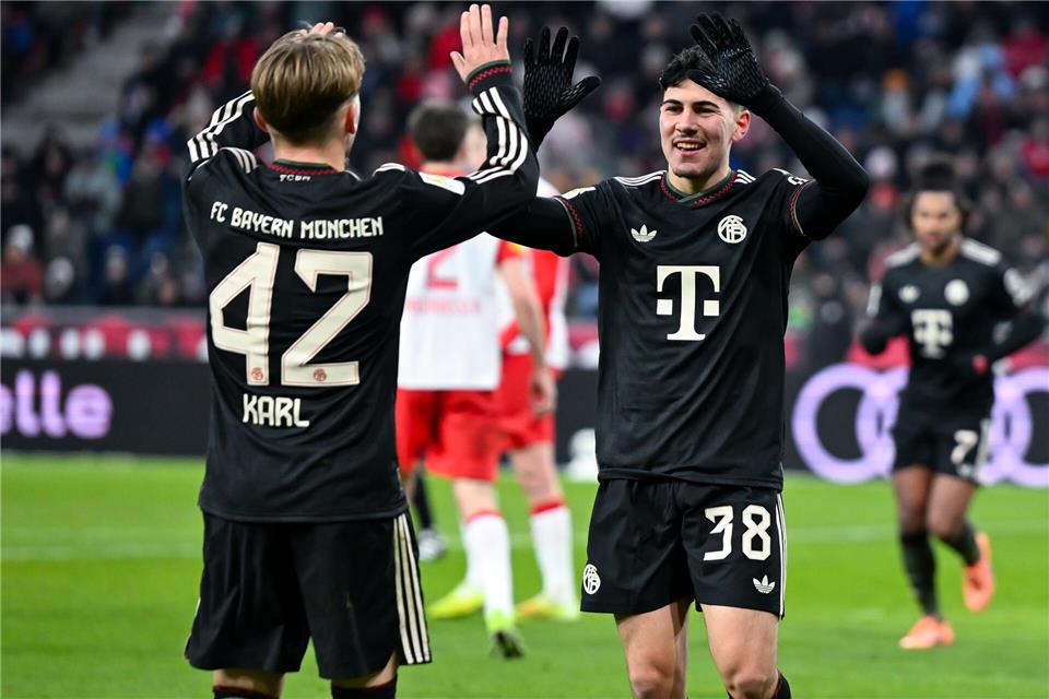 Gemeinsam mit Lennart Karl überzeugte Felipe Chavez im Testspiel gegen RB Salzburg.Sven Hoppe/dpa