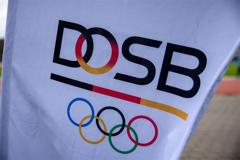 Gemeinsam mit dem Deutschen Olympischen Sportbund (DOSB) entschied das Kanzleramt über die Förderung. (Symbolbild)Laszlo Pinter/dpa