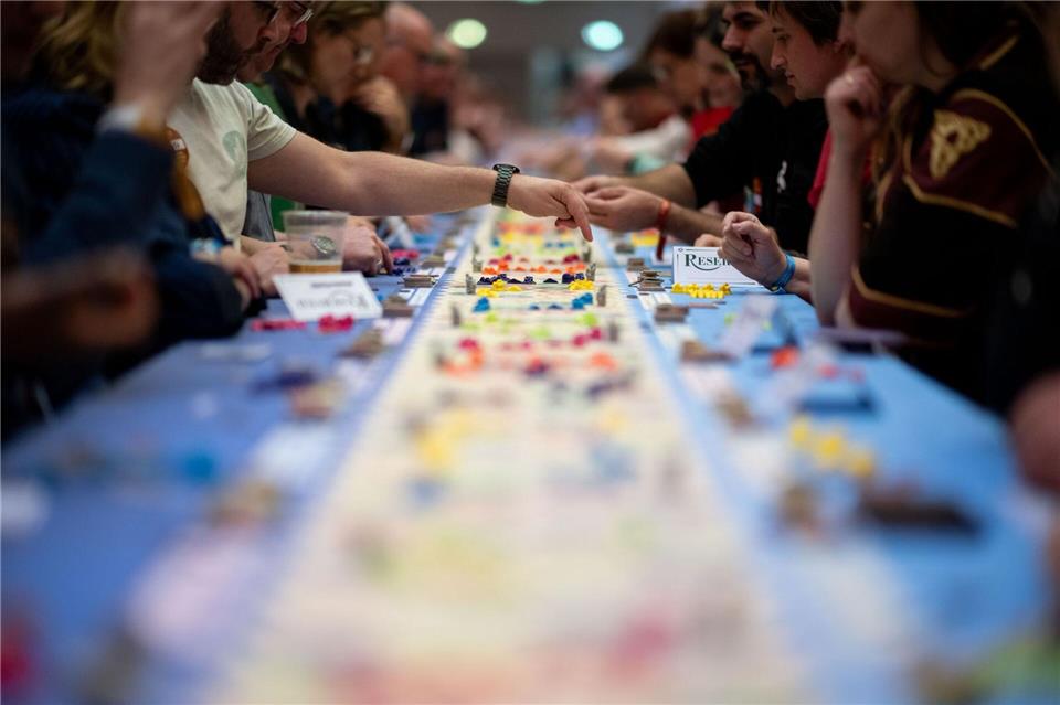 Genau 1.170 Spieler spielten gleichzeitig das Spiel Catan Connect.Fabian Strauch/dpa