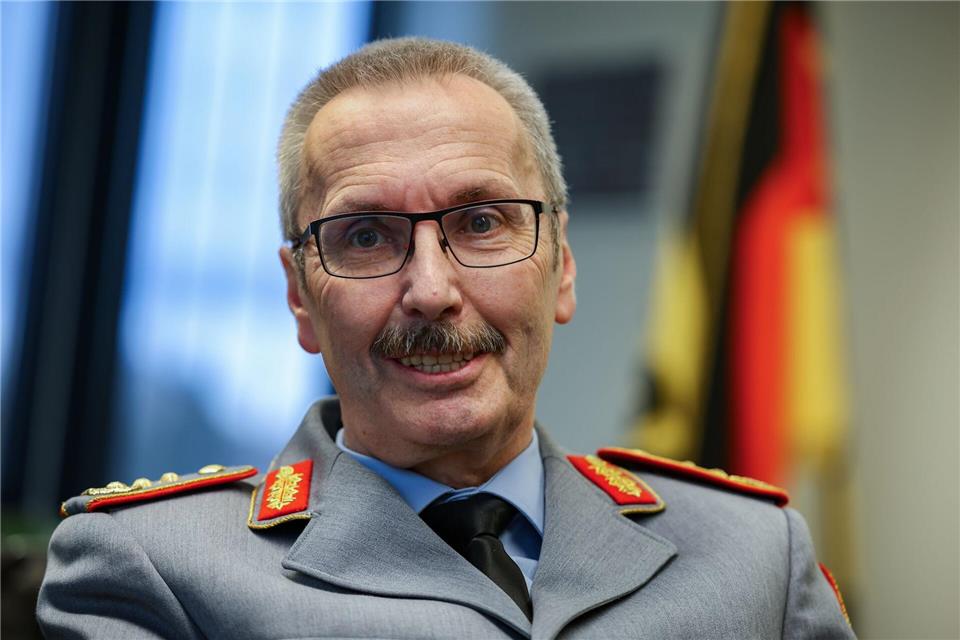 Generalleutnant Robert SiegerChristoph Reichwein/dpa