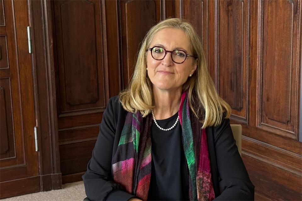 Generalstaatsanwältin Margarete Koppers in ihrem Büro. (Archivbild)Marion van der Kraats/dpa