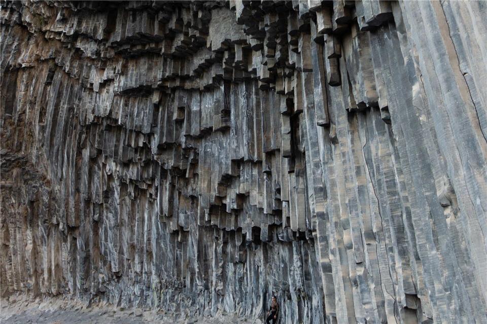 Geologische Besonderheit: die „Symphonie der Steine“ genannten Basaltsäulen in der Schlucht von Garni.Andreas Drouve/dpa-tmn