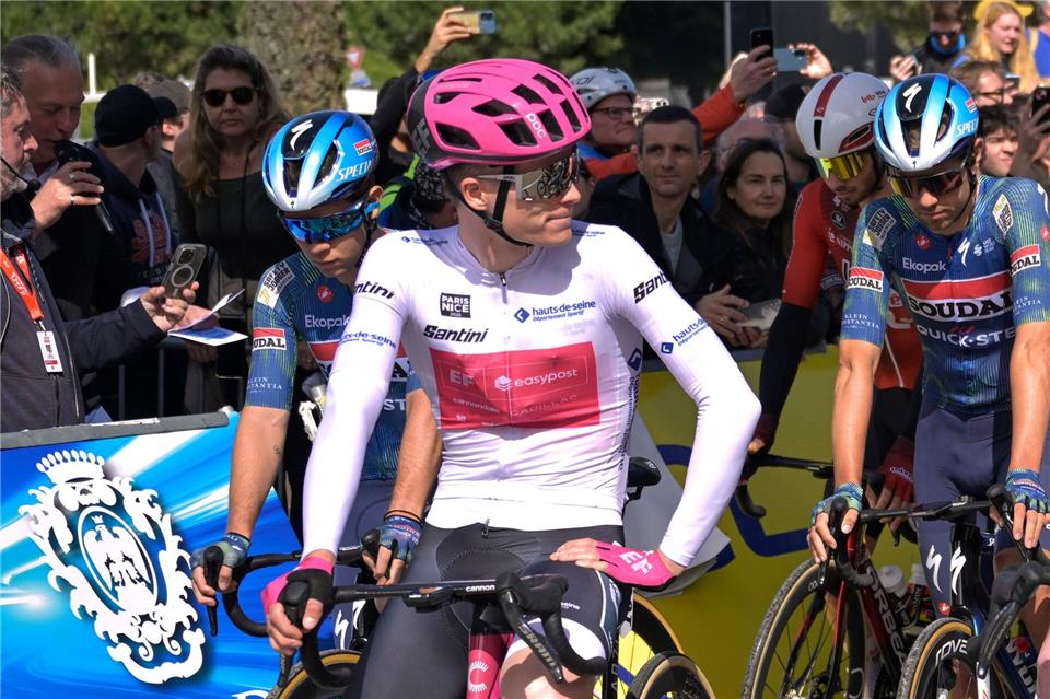 Georg Steinhauser am Start der letzten Etappe von Paris-Nizza.Philippe Magoni/AP/dpa