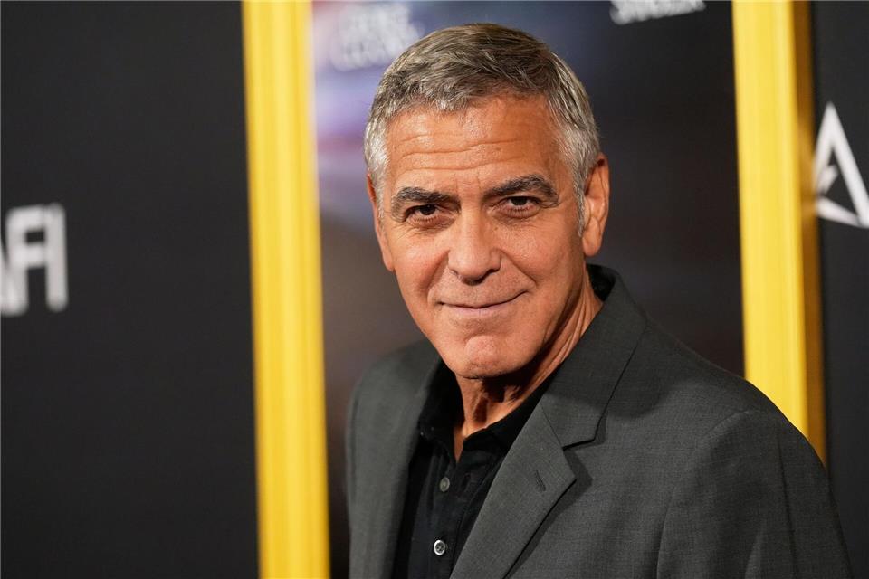 George Clooney lebt mit seiner Familie in Frankreich. (Archivbild)Chris Pizzello/Invision/AP/dpa