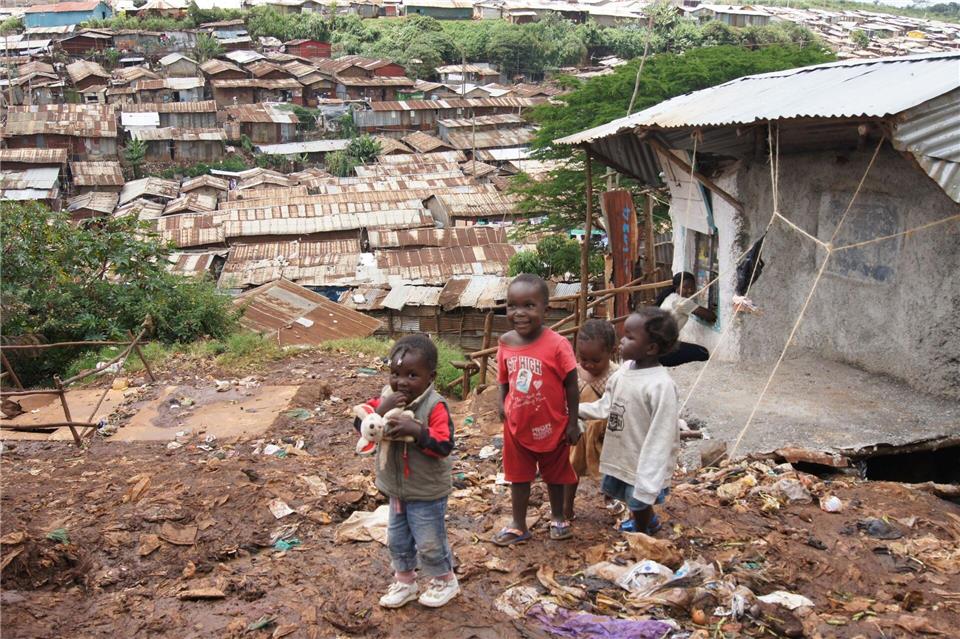 Gerade Kinder in armen Regionen der Welt werden wegen fehlender Sanitäranlagen häufig krank. (Archivbild)picture alliance / dpa