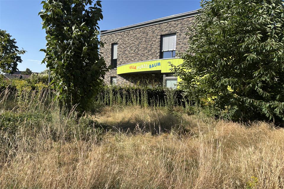 Gerade das Obergeschoss der Kita „Villa Purzelbaum“ hatte sich während der sommerlichen Hitzeperiode besonders aufgewärmt. Der Rat hat entschieden, dort testweise einen Schlafraum mit einer sogenannten aktiven Nachtauskühlung auszustatten.
