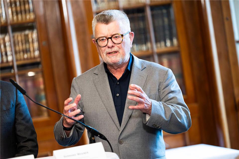 Gerhard Wegner, Antisemitismusbeauftragter von Niedersachsen, hofft nach Sydney auf eine klare Reaktion der Politik. (Archivbild) Michael Matthey/dpa