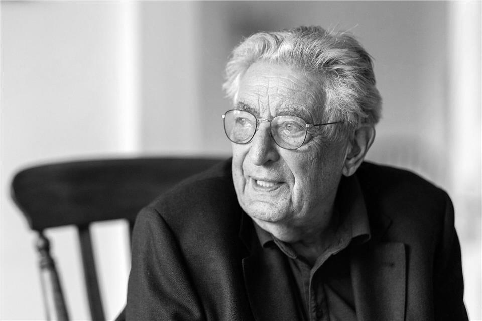Gerhart Baum starb im Alter von 92 Jahren. Rolf Vennenbernd/dpa