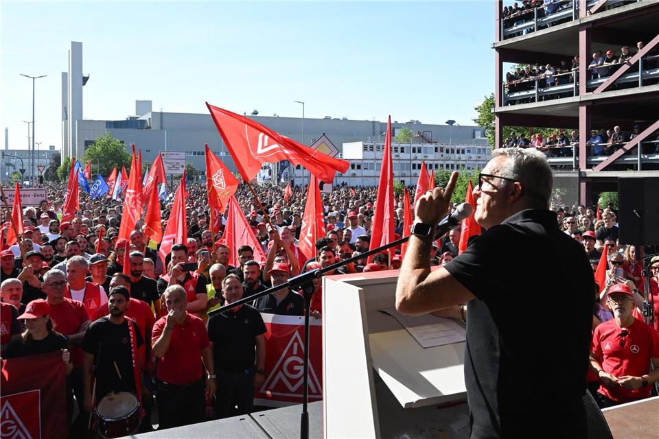 Gesamtbetriebsratschef Ergun Lümali: „Nicht einverstanden.“Bernd Weißbrod/dpa
