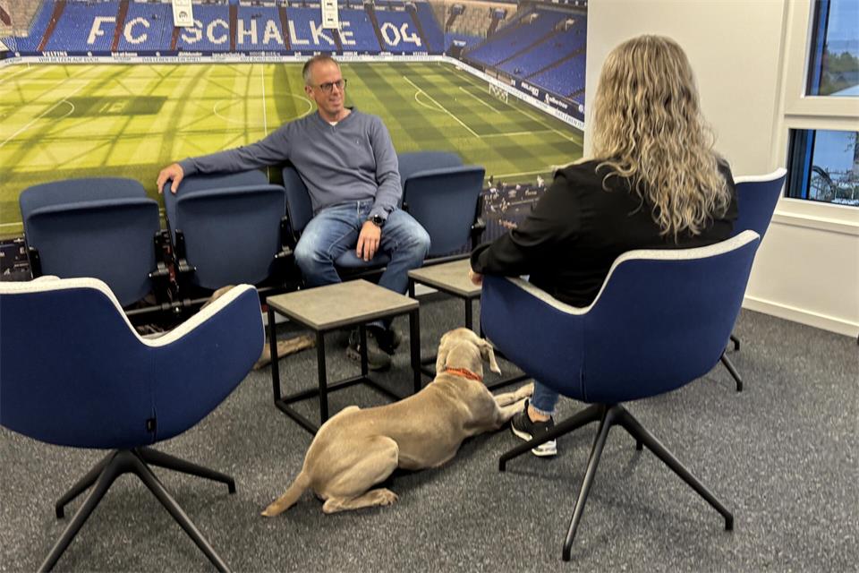 Geschäftsführer Torsten Rüter hat sein Büro nach seinen Vorlieben eingerichtet.