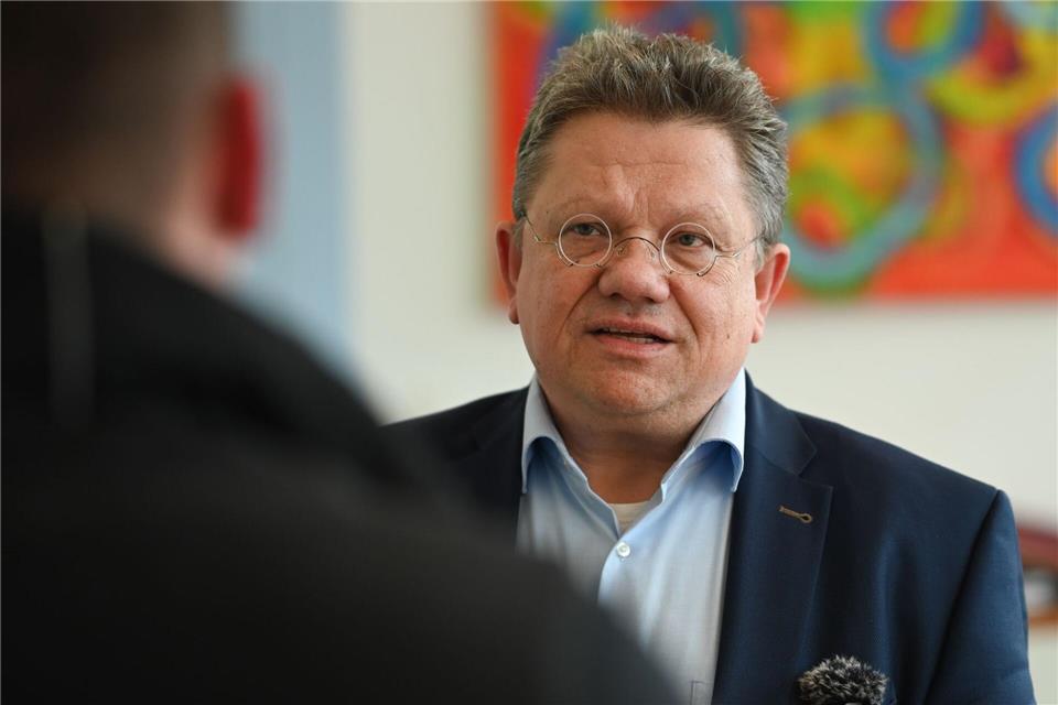 Gesundheitsminister Andreas Philippi hat einen Zehn-Punkte-Plan vorgelegt.Lars Penning/dpa